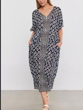 Velvet Graham Spencer Women’s Navy and Cream Geometric V-Neck KaftanMidi  Dress